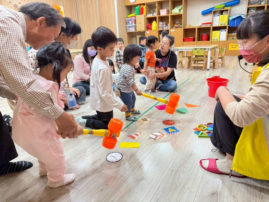 LINE_ALBUM_1141111親子活動-生`Z���&�oh���9ioyioy�W̍LLLLW̍