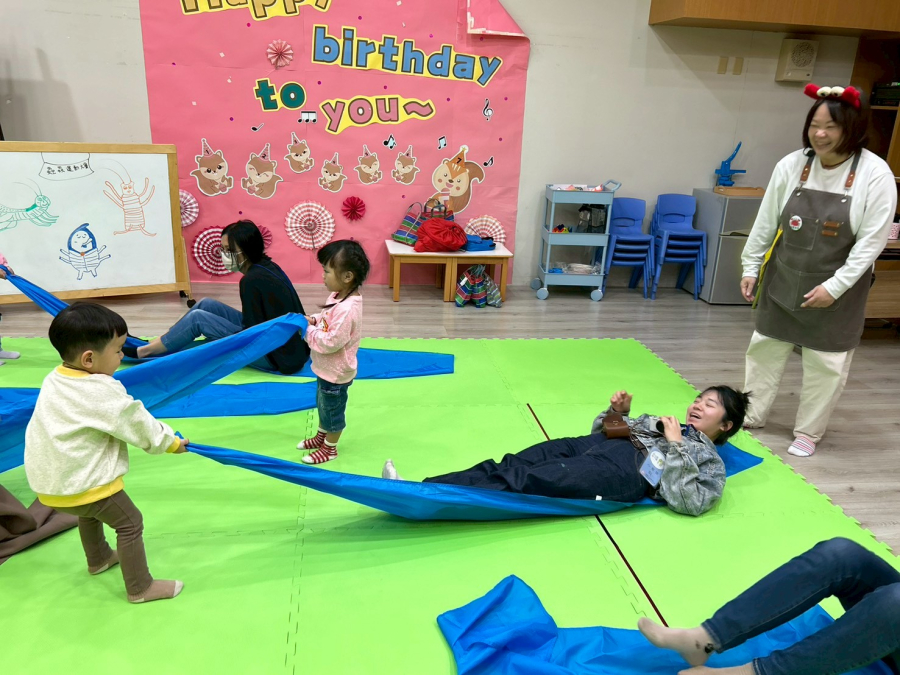 LINE_ALBUM_1141209親子活動-社會`vɮ[�'�'��:a�y�c9i(�̍LL�W̎