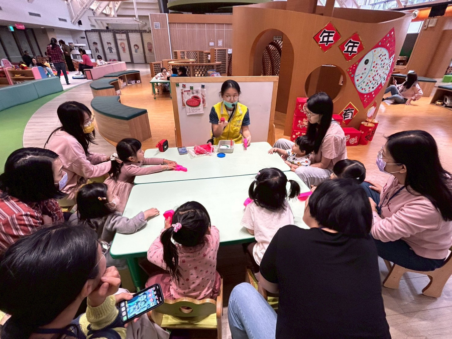 LINE_ALBUM_1150225親子活動-益智角��k��7��c�����{+��#c##U�