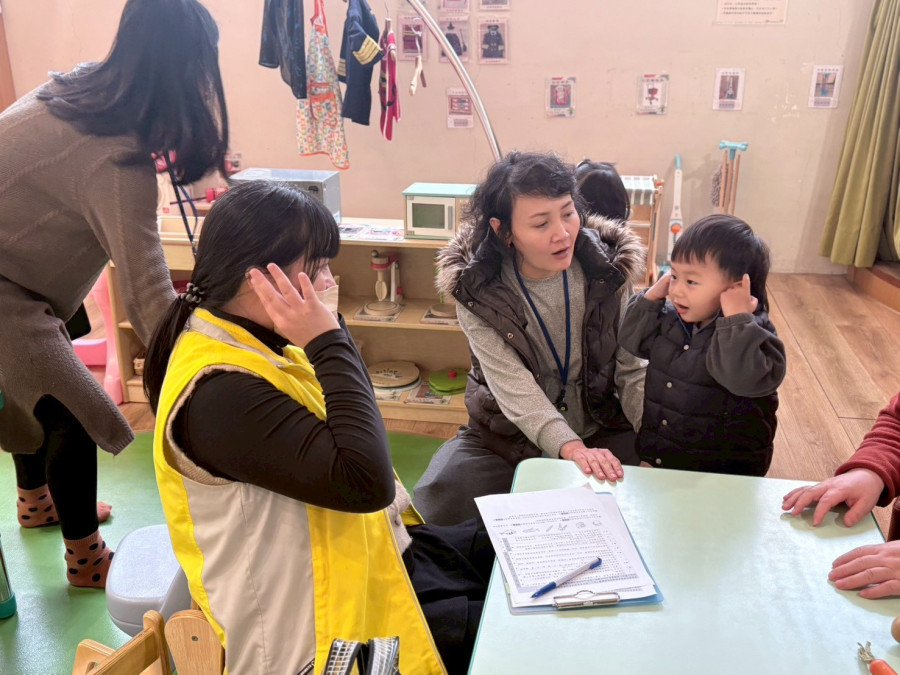 LINE_ALBUM_1150313兒童發展筁����|������|�|��