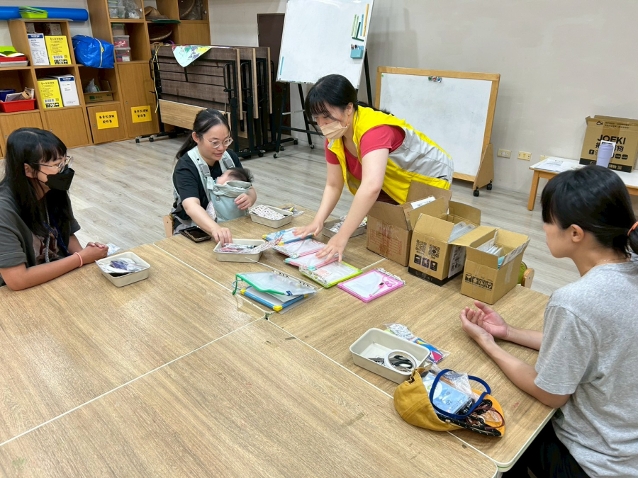 LINE_ALBUM_1150415育兒指導-創意`f+�