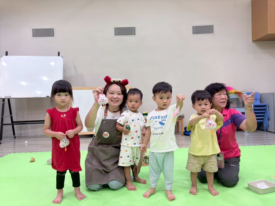 LINE_ALBUM_1150522 育兒指`V�9|������|�|