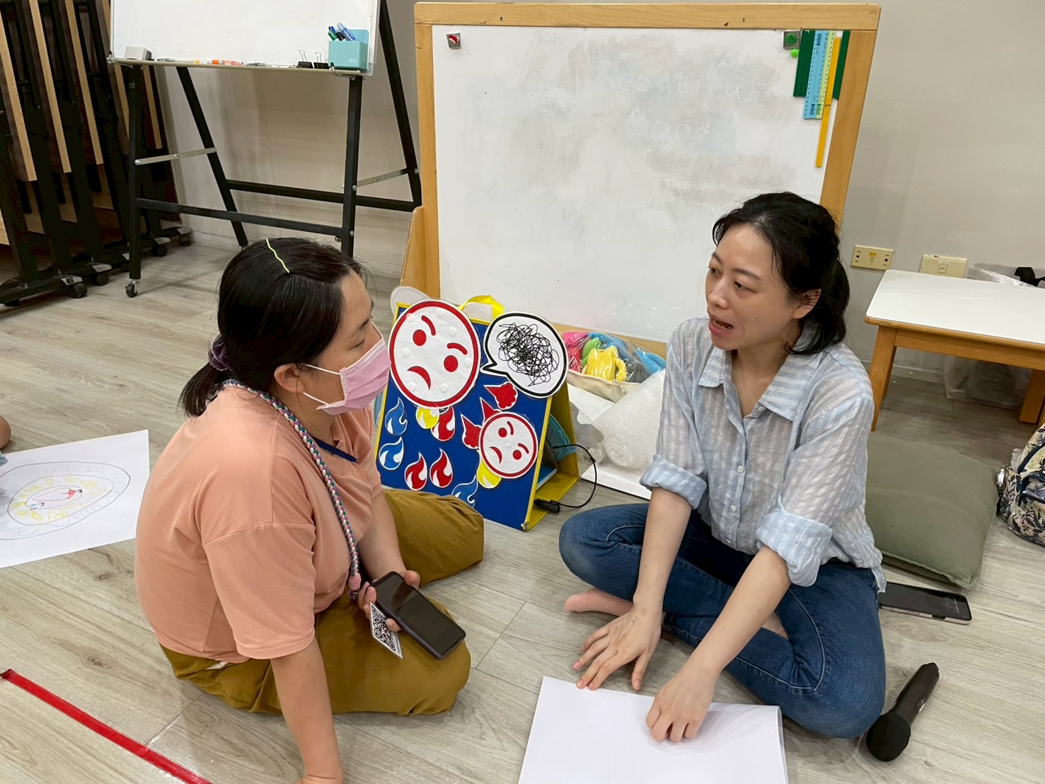 LINE_ALBUM_1150607親子教育講座-當生`Z�K`a��l�e�;`|�和孩子一起`b�7��c���K�j�*m��x��#ccu�5�