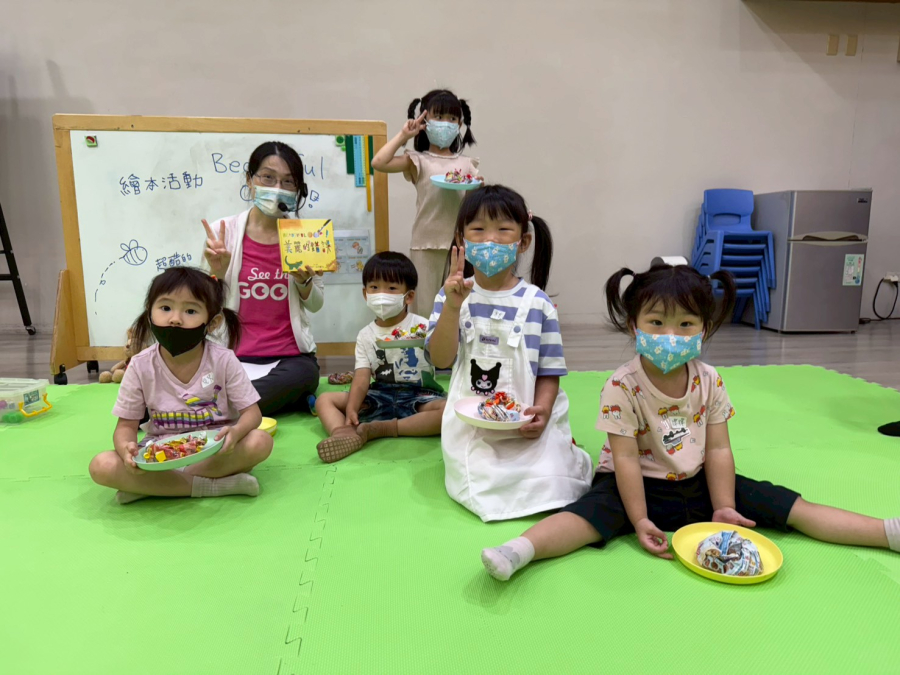 LINE_ALBUM_1150607親子活動-繪本故事`vɤ&VWF�gV���2�#ccu��
