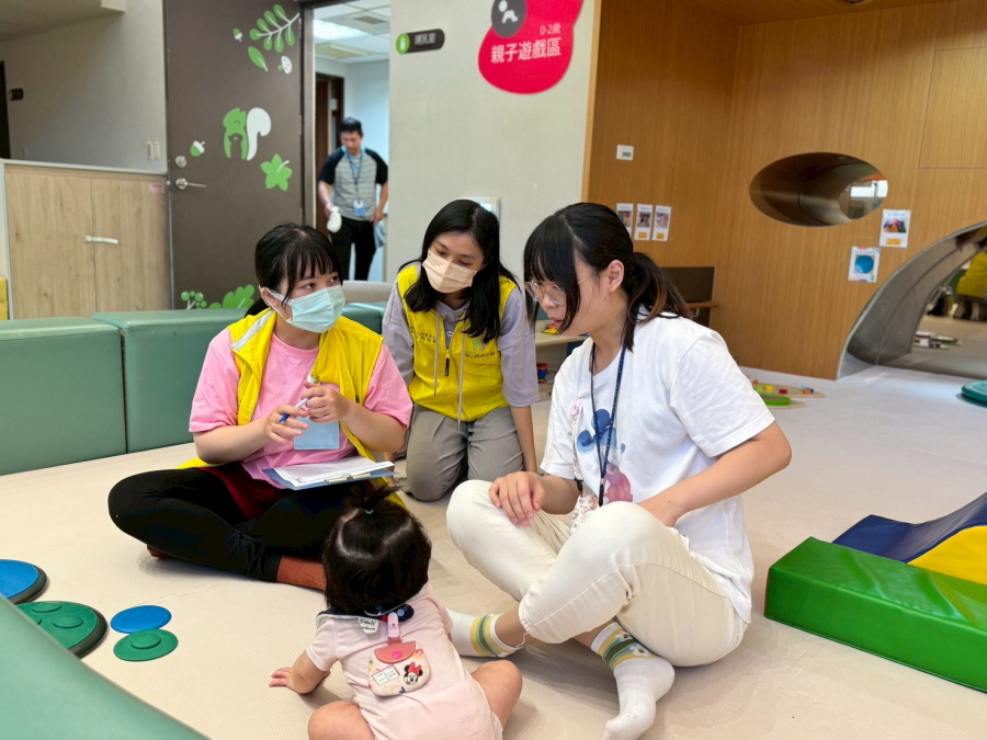 LINE_ALBUM_1150707兒童發展筁����|������|��|