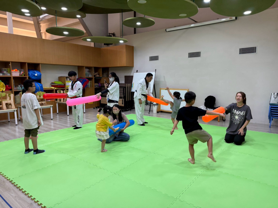 LINE_ALBUM_1150808親子活動-體能海`Z�-�[�b����`V���X���#c���