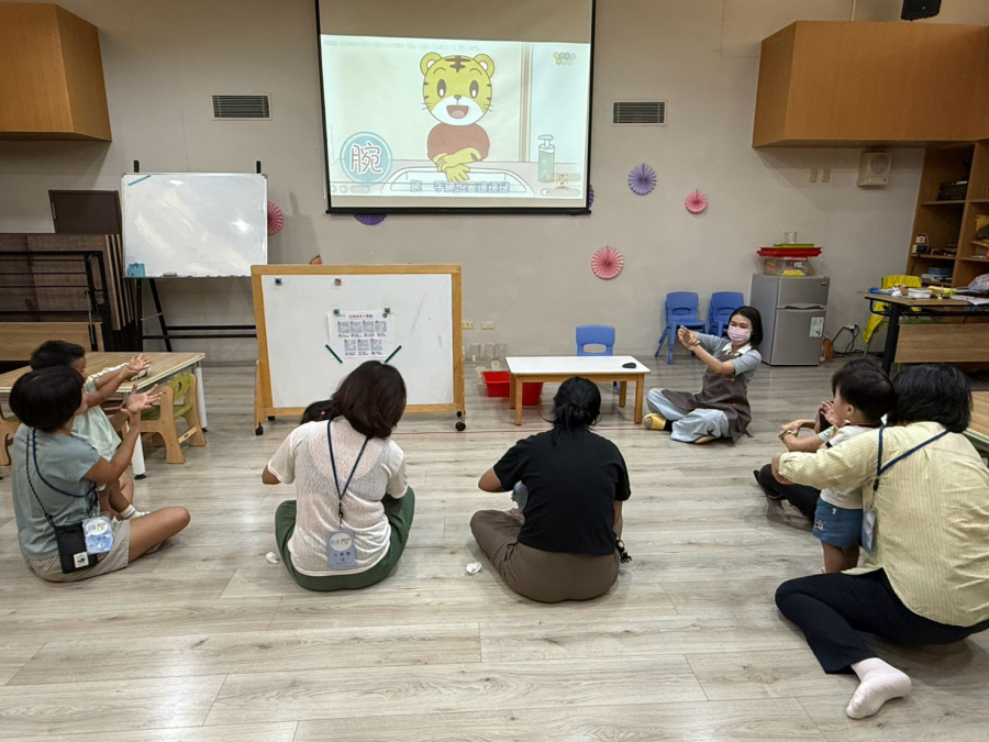 LINE_ALBUM_1150916育兒指導-小`Z&-�kIvi�zi�{`|�細菌����yXX�� W̍�LM��N